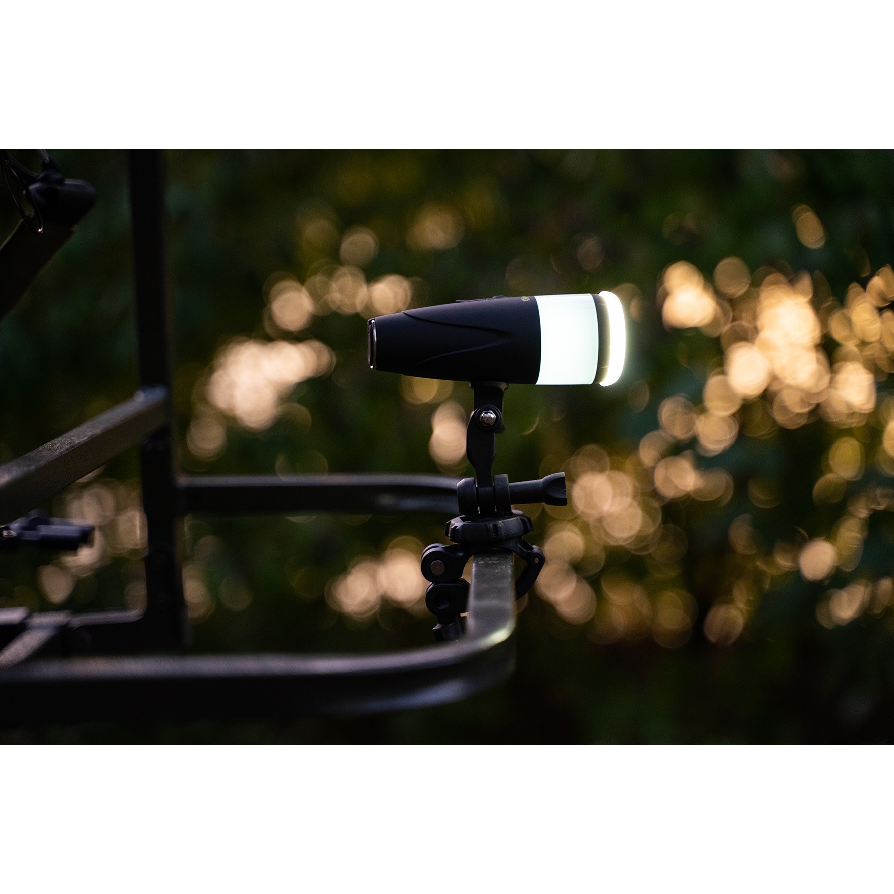 Sistem prindere RIDGE MONKEY Multi Clamp (for use with Multi Lite Plus, Bivvy Lites etc) - RM300 Sistem prindere RIDGE MONKEY Multi Clamp (for use with Multi Lite Plus, Bivvy Lites etc) - RM300